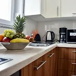 Stella Apartment *